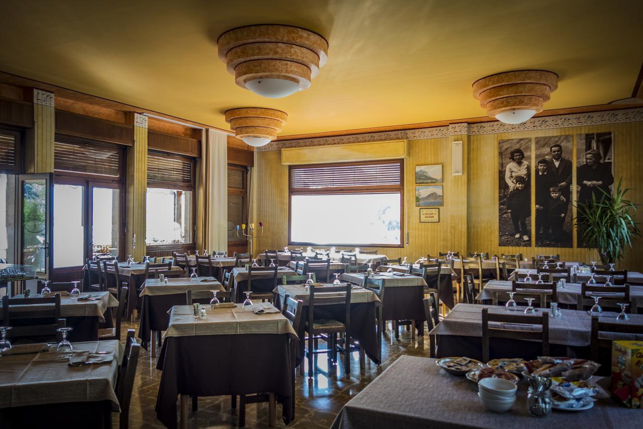 Albergo La Romanella Spinone Al Lago Exterior foto