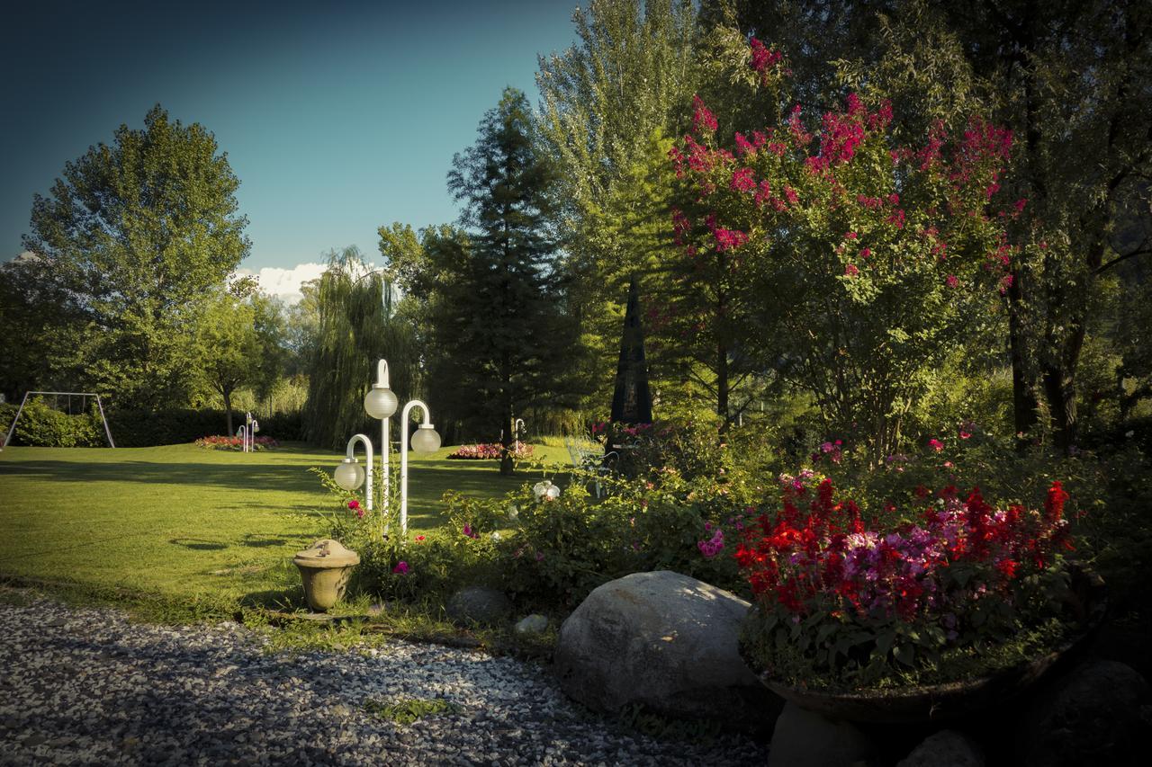 Albergo La Romanella Spinone Al Lago Exterior foto